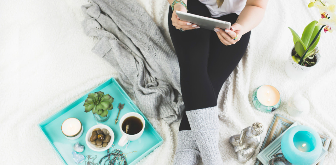 The Guide To Relieving Stress - 5 Meditation Websites and Apps To Help You Feel Calm and Peaceful