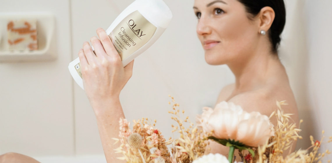 Bathing Beauty Guide - How To #GlowUp with Olay Cleansing Infusion