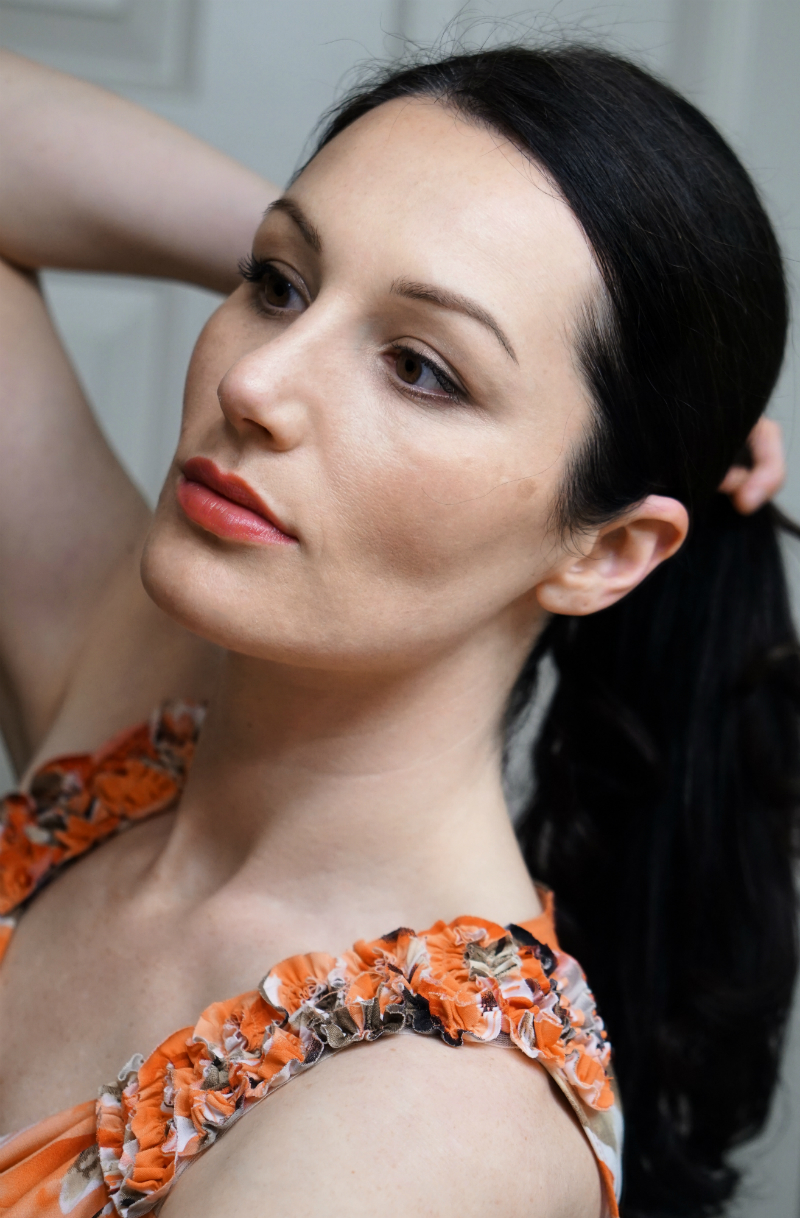Girly Glam Hairstyle Tutorial - How To Create a Quick & Pretty Ballerina Bun