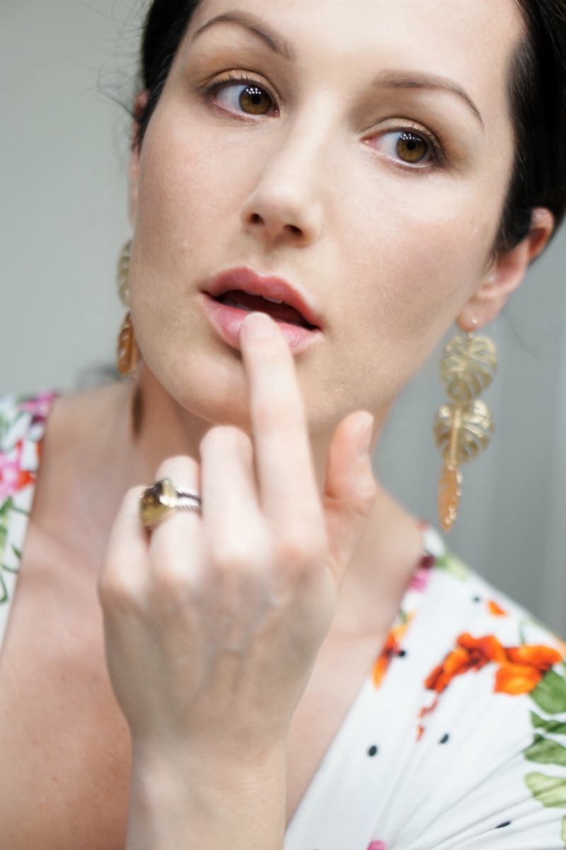 Celebrity Makeup Artists Share The Hottest Summer Beauty Trends and Tips
