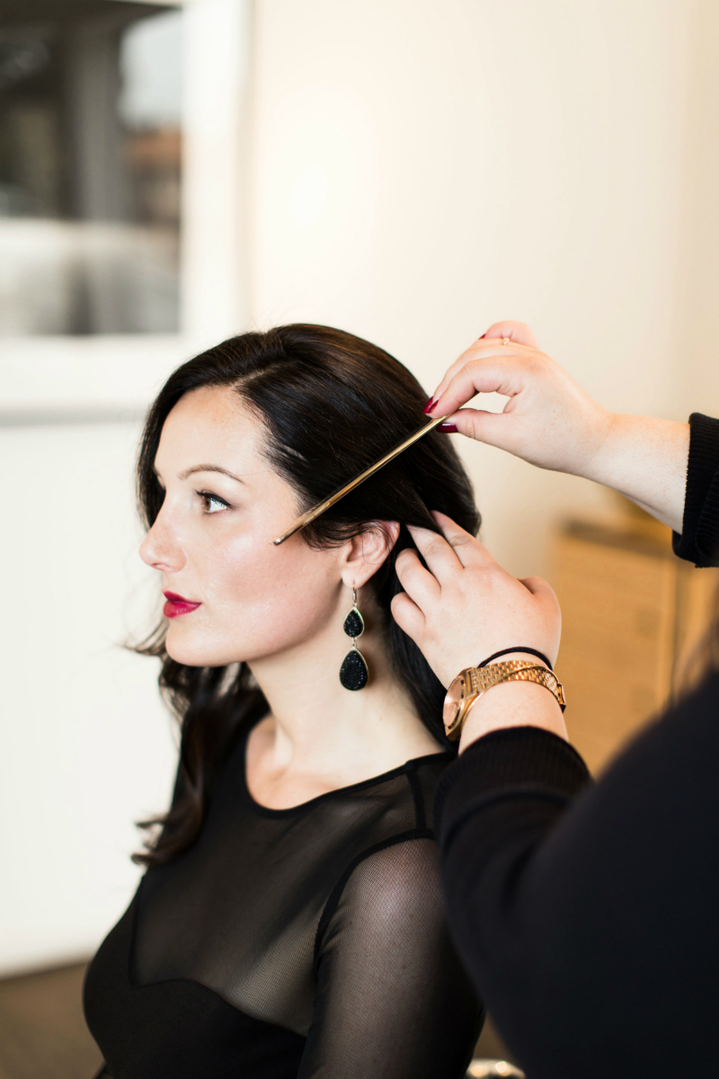 Hairstyle Tutorial - The Glamorous Ponytail