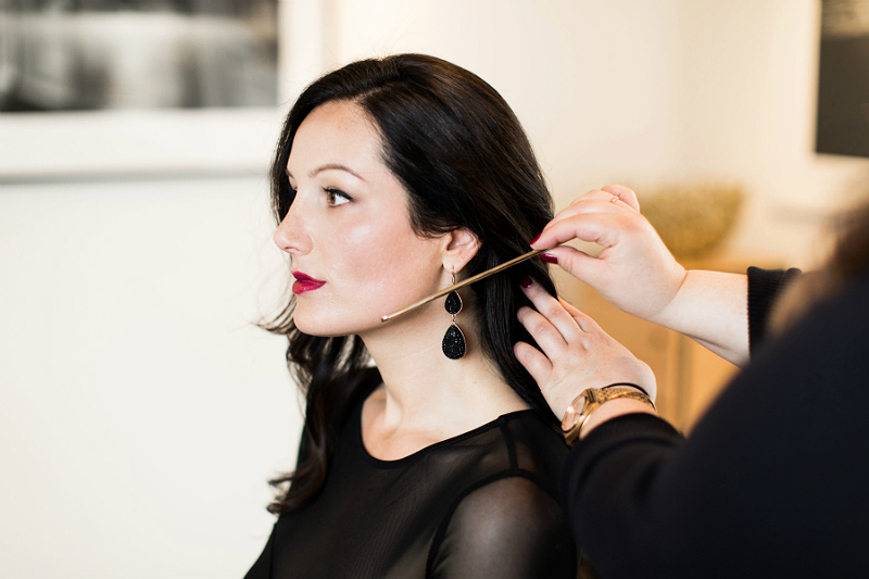 Hairstyle Tutorial - The Glamorous Ponytail