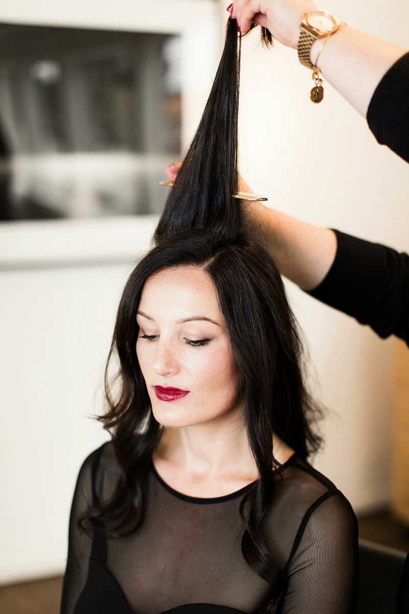 Hairstyle Tutorial - The Glamorous Ponytail