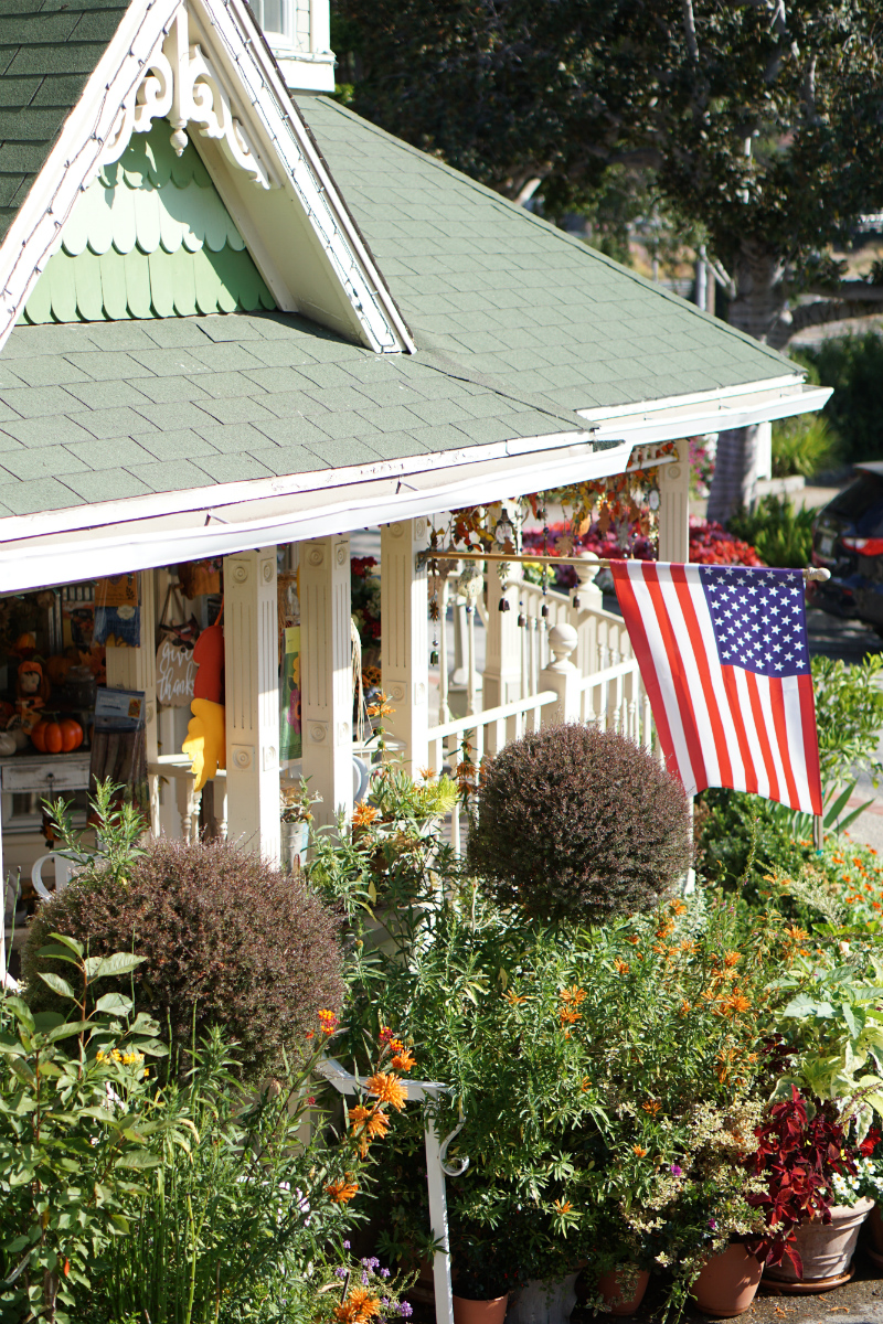 Places to Visit for Thanksgiving - The Apple Farm Inn