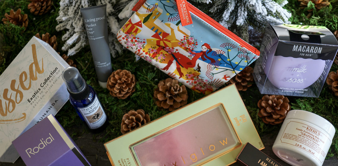 10 Stocking Stuffers That Glamorous Gals Would Love