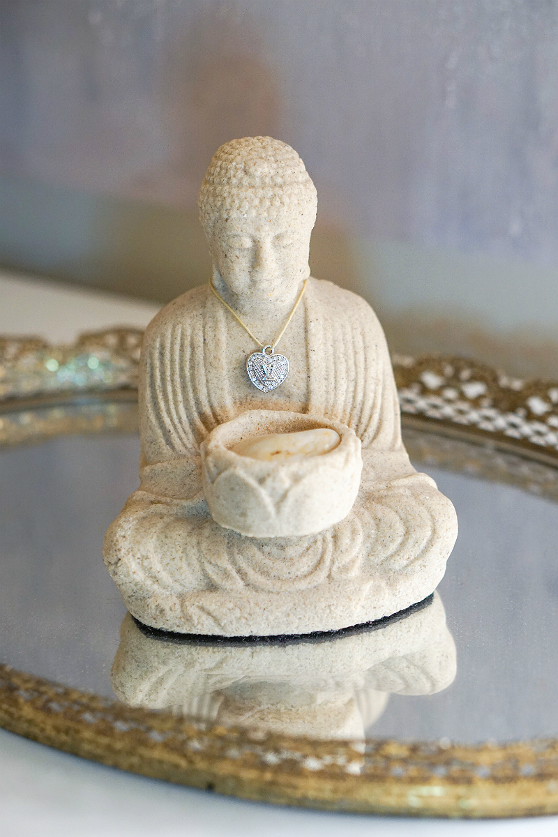 The Joyful Guide to Home Organizing - Pretty Ways to Organize Jewelry