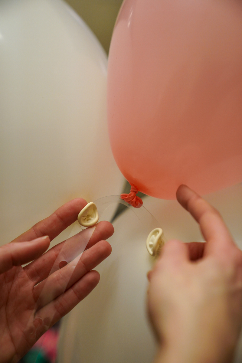 DIY Balloon Garland Tutorial
