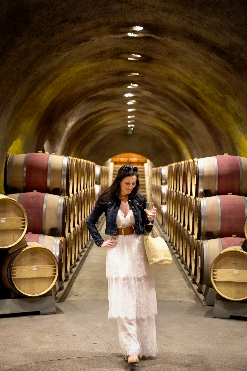 4 Charming Places To Go Wine Tasting in Napa and Sonoma County - Far Niente Winery