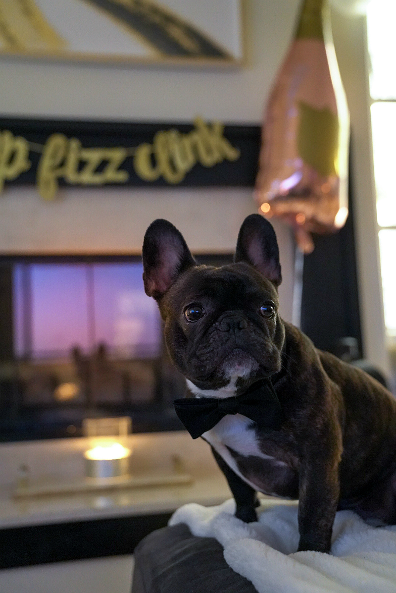 Holiday Entertaining Guide: How To Host a Bubbles & Bites Happy Hour